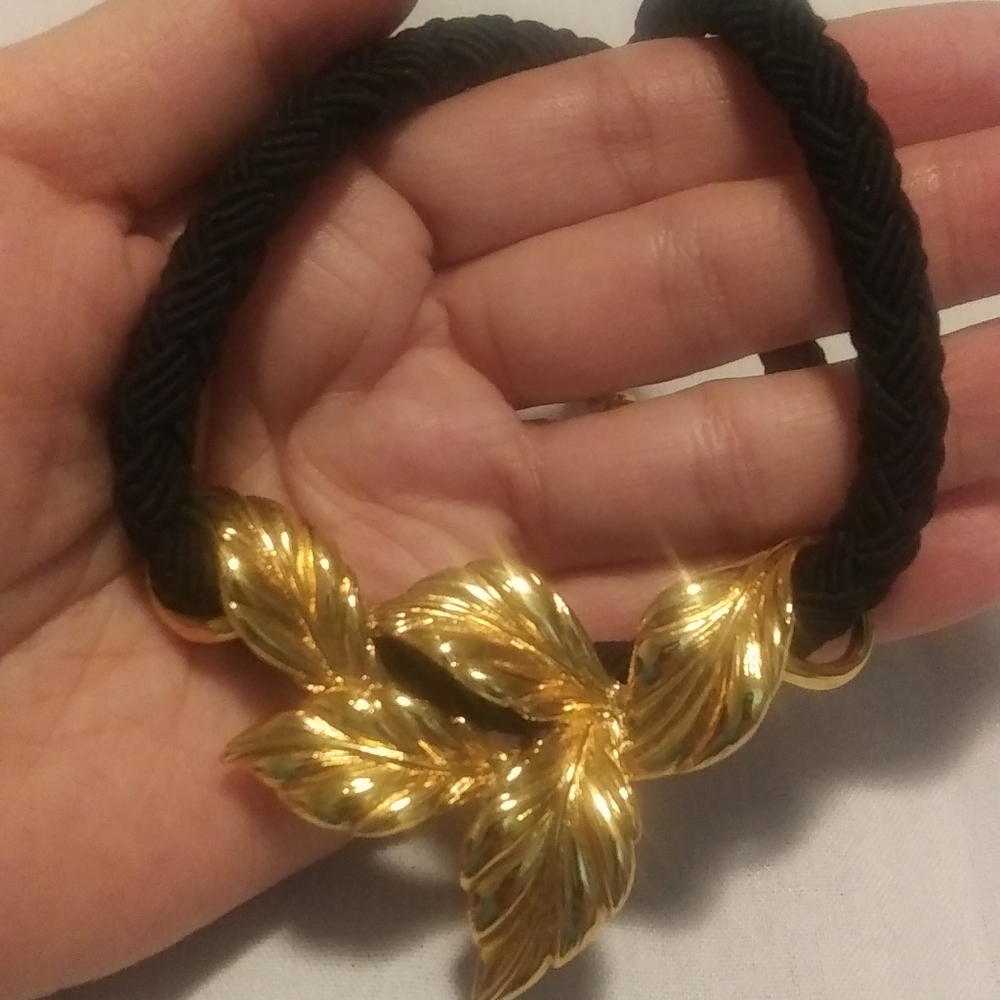 Vintage Black Silk GT Floral Leaf Pendant Choker
